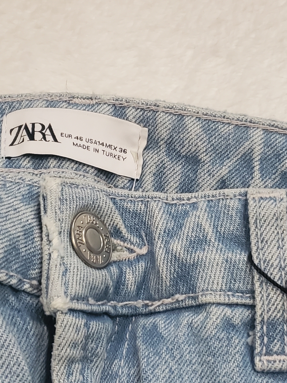 Zara NWT Light Blue Denim Jeans - Picture 6 of 6
